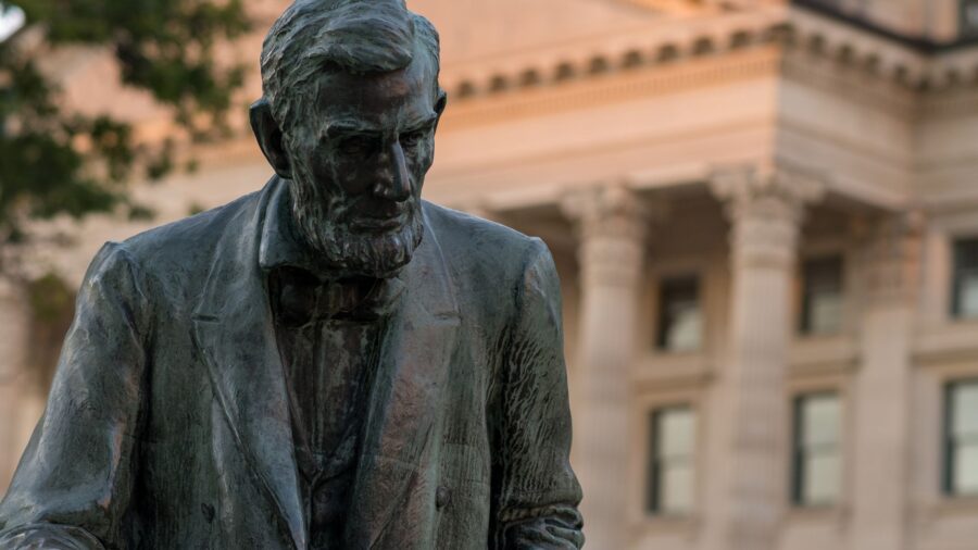 Before Indiana, before the White House, Lincoln started here in Kentucky: And what happens next