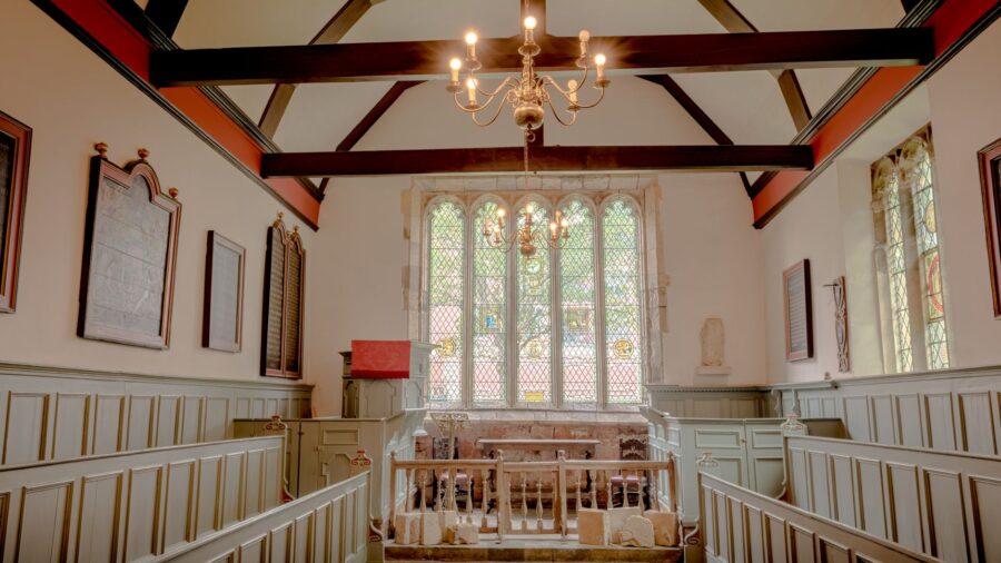 Downtown Santa Fe hides a French chapel with a staircase that defies physics: Officials say