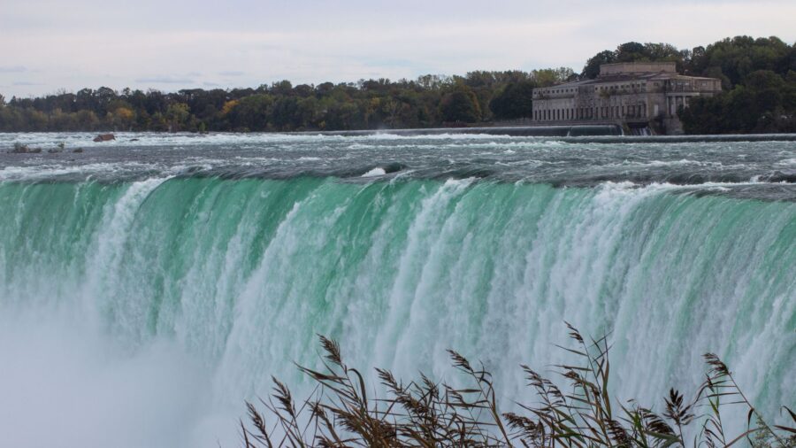 The waterfall near Carson, Washington doesn’t just fall, it fans and weaves: As the story develops